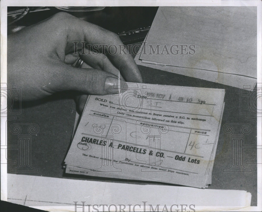 1956 Press Photo Stock Date Price Transaction Broker