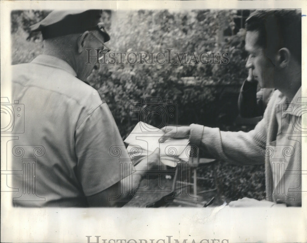 1966 Press Photo Messages for the Percy Family