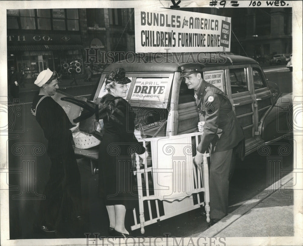 1945 Press Photo Bundle for America Month