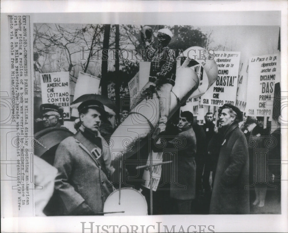 1965 Press Photo American Cowboy Bomb Peace Milan