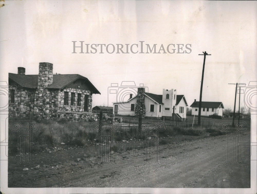 1938 Press Photo A house StructureRudimentary