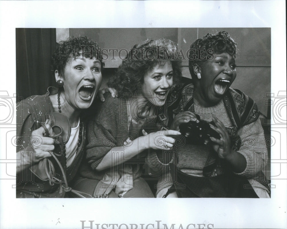 1986 Press Photo Sharon Carison Kathryn Jaeck Avery Som