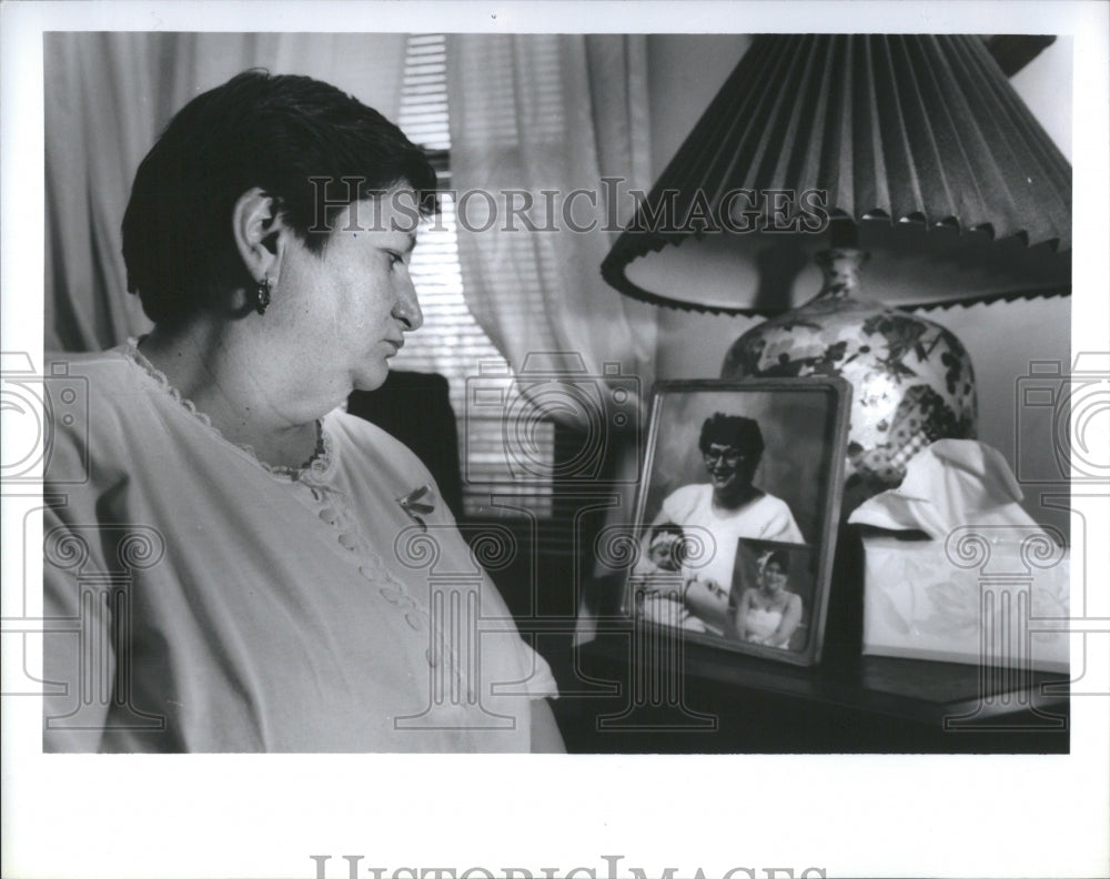 1993 Terese Mendoza Daughter Murder Press Photo