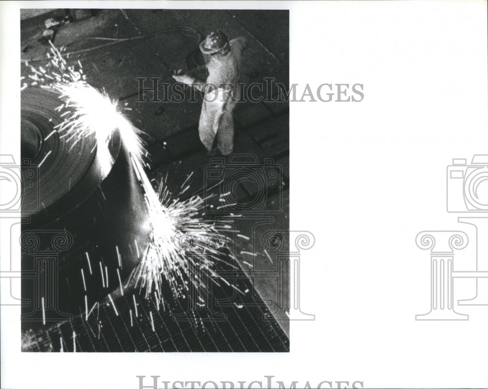 1987 Press Photo Steel Manufacturing Plant