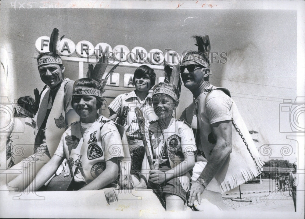 1972 Water Memorial Day Parade Press Photo