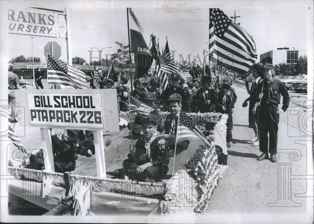 1972 Water Memorial Day Parade Press Photo