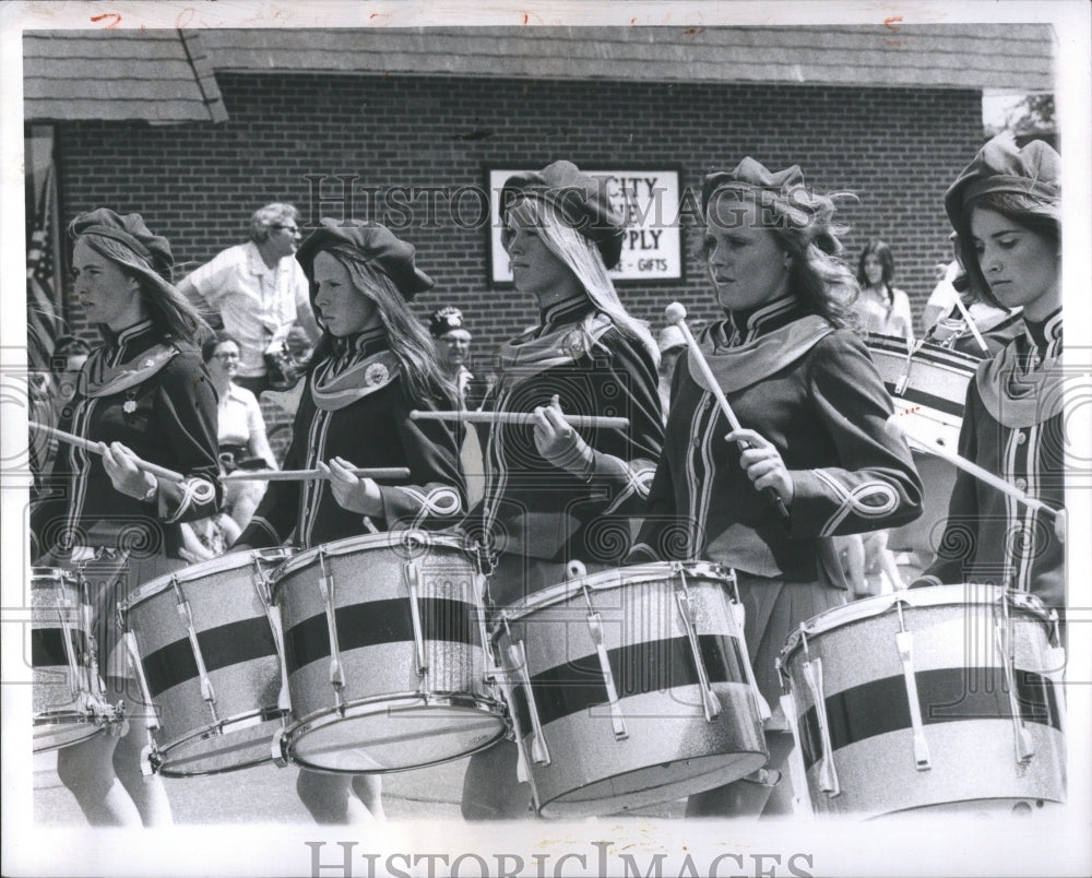 1972 Press Photo Musicians Sually termed Musician