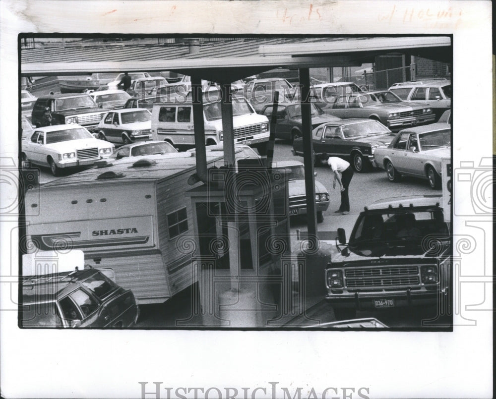 1979 Press Photo Memorial Day Traffic Windsor Tunnel