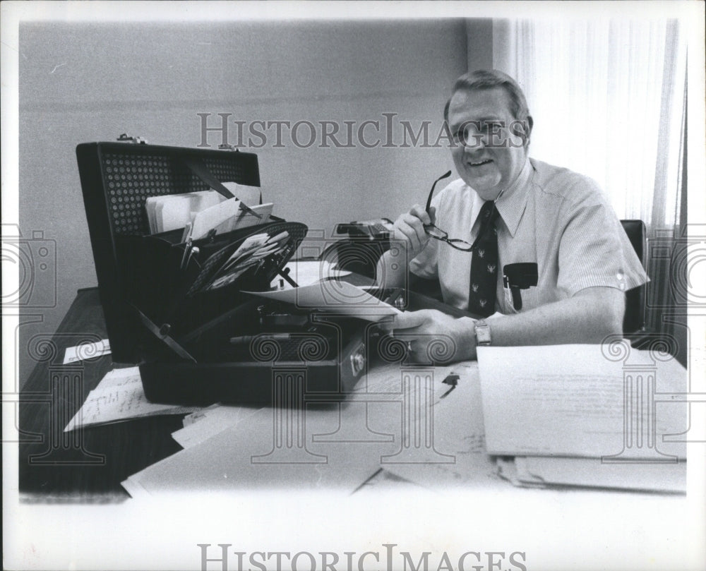 1979 Press Photo John T.Barr Senior Consultant Admin