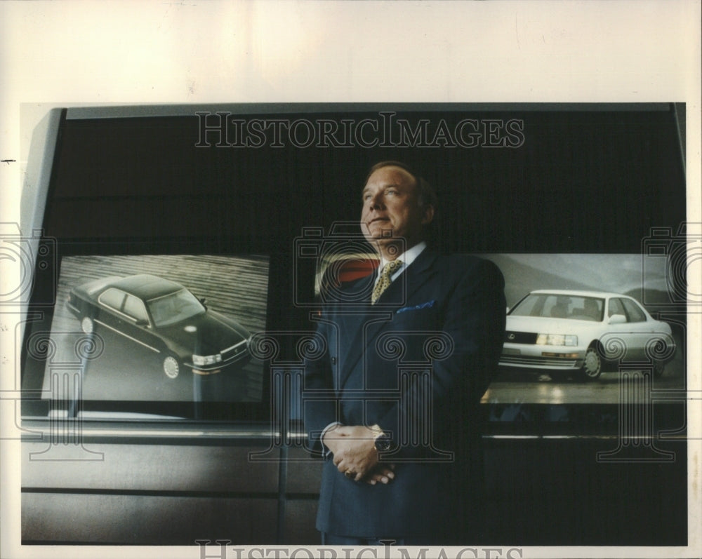 1992 Press Photo Auto dealer Ken Meade