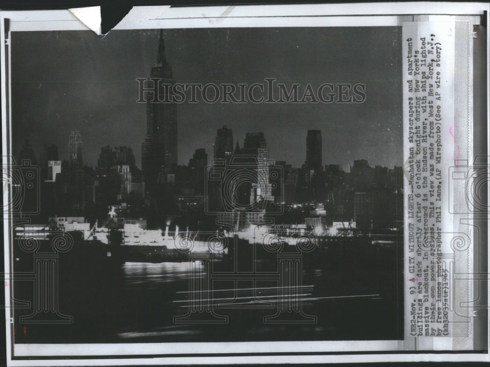 1965 Press Photo Mahattan a city without lights