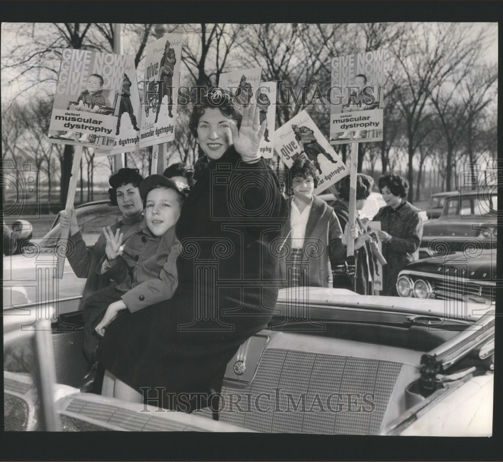 1960 Press Photo Muscular Dystrophy Michigan Mary