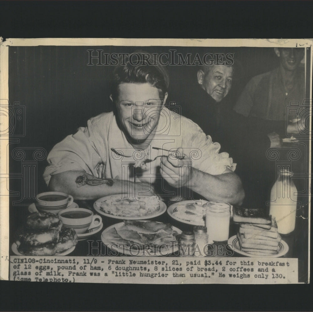 1948 Press Photo Frank Meumeister Breakfast Slices