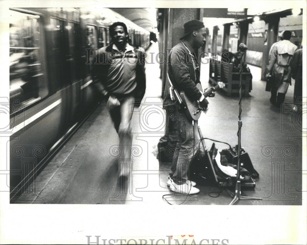 1991 Press Photo Street Musician Tony Barry Washington