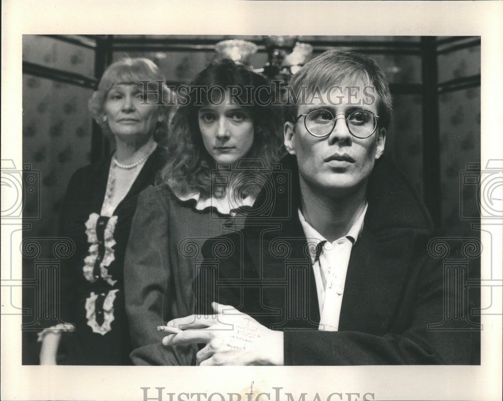 1981 Press Photo Menagerie Glass Memory Play William