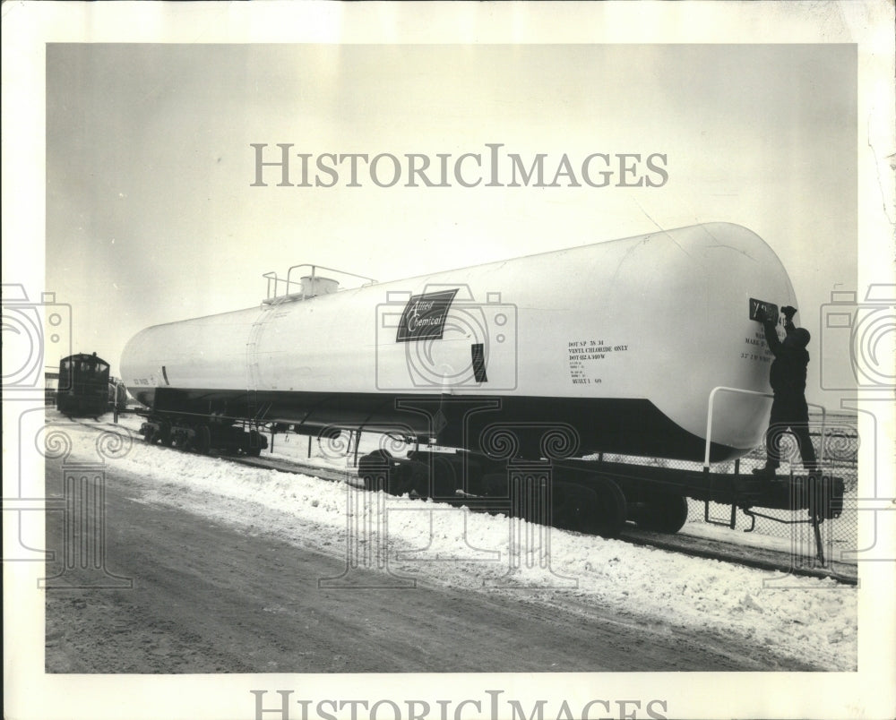 1969 Press Photo Alied Chemical Company Union Tank Co.