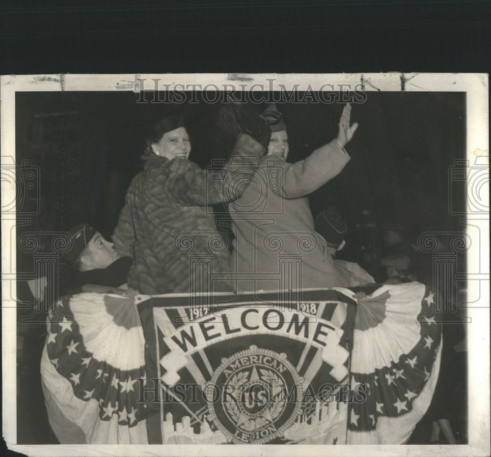 1939 Press Photo Mrs.Myrtle Bixler Morton Grove Dot