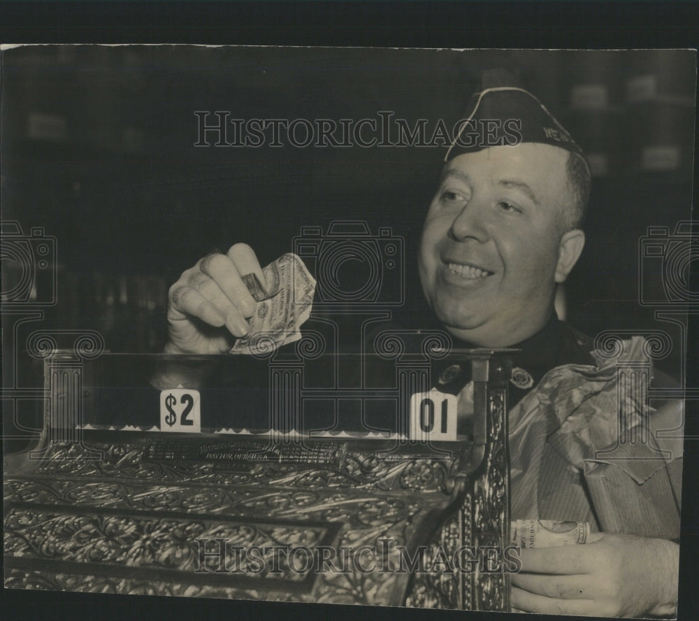 1939 Press Photo American Legion Mutual Aid Veteran