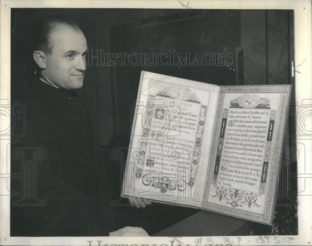1946 Press Photo Brother Frederico Vatican Ceremonial