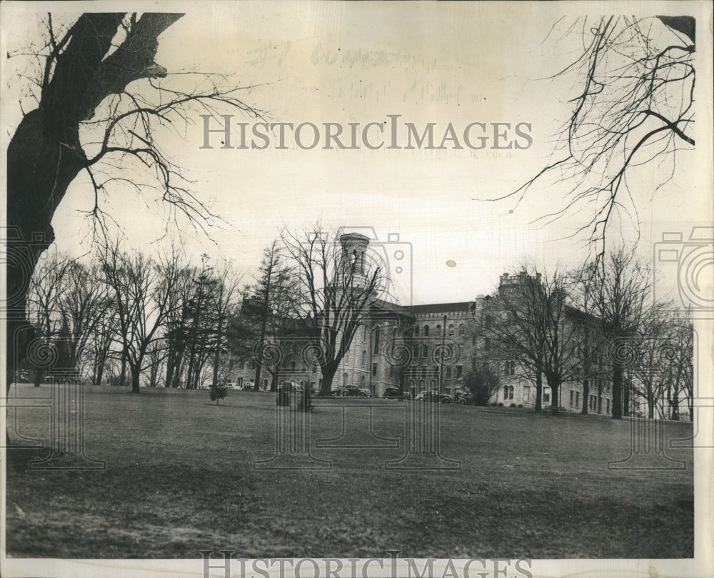 1939 Press Photo Wheaten College Town Historic Campus