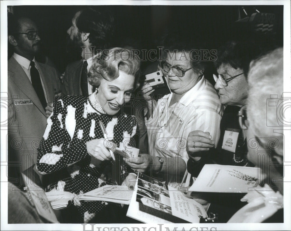 1988 Press Photo Abigail Van Buren Dear Abby Author