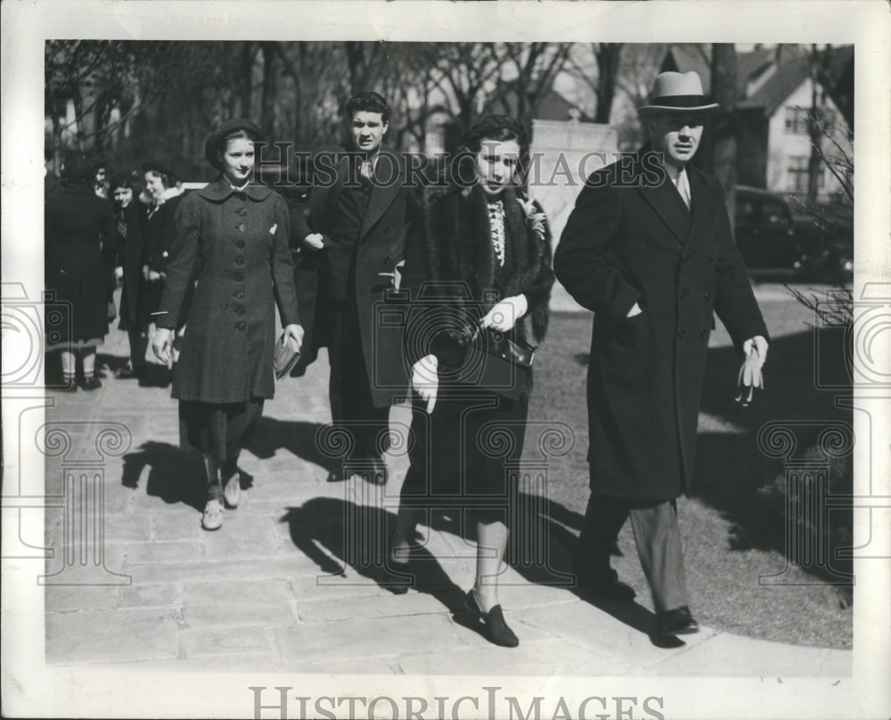 1937 Press Photo Esther Vandey Wickham Wickhan