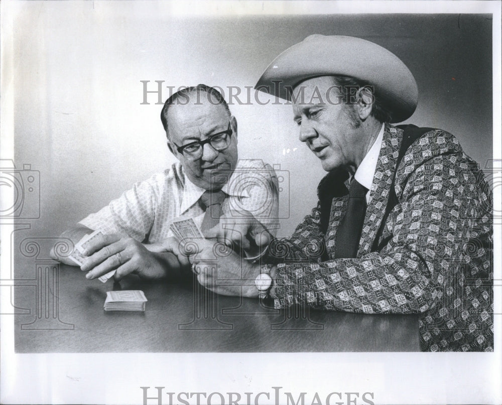 1974 Press Photo Art Printmaker Motfis Art Modernist