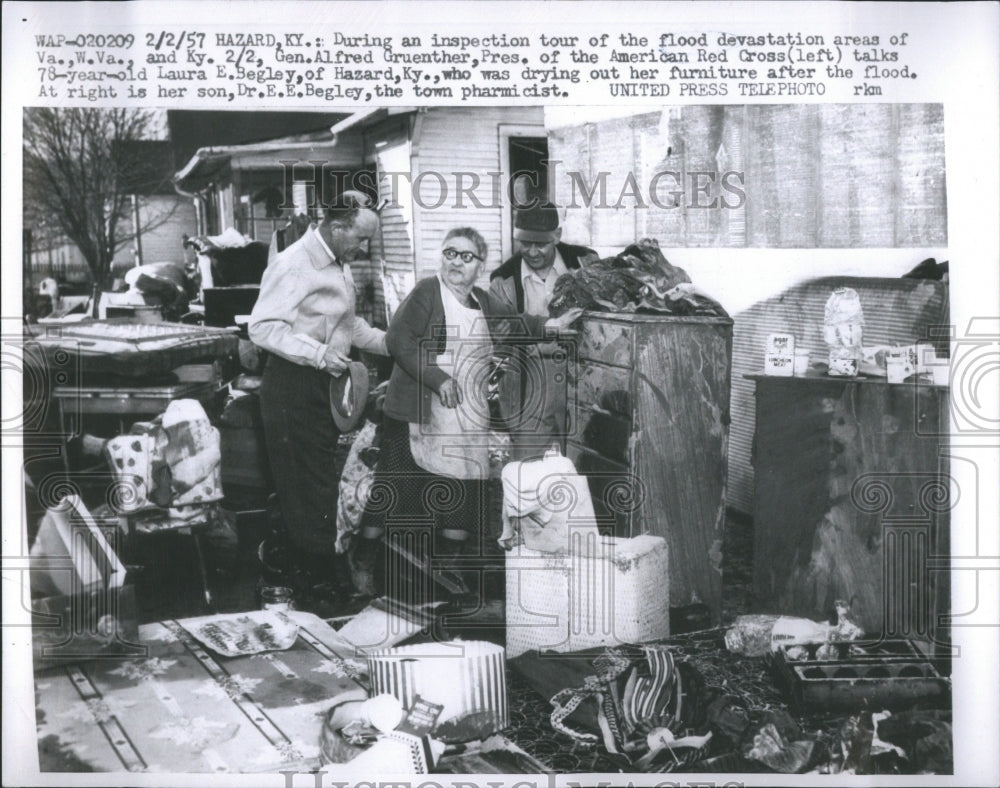 1957 Press Photo Flood Devastation Gen Alfred Gruenther