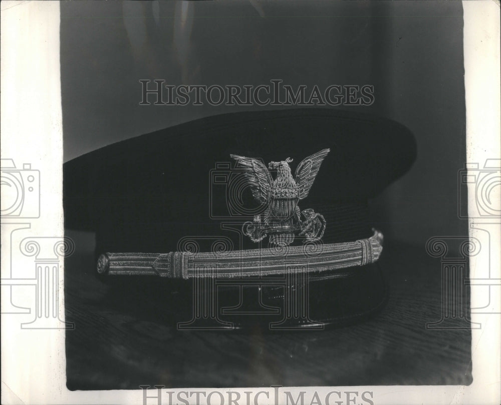 1942 Press Photo U.S. Navy Uniform Hat