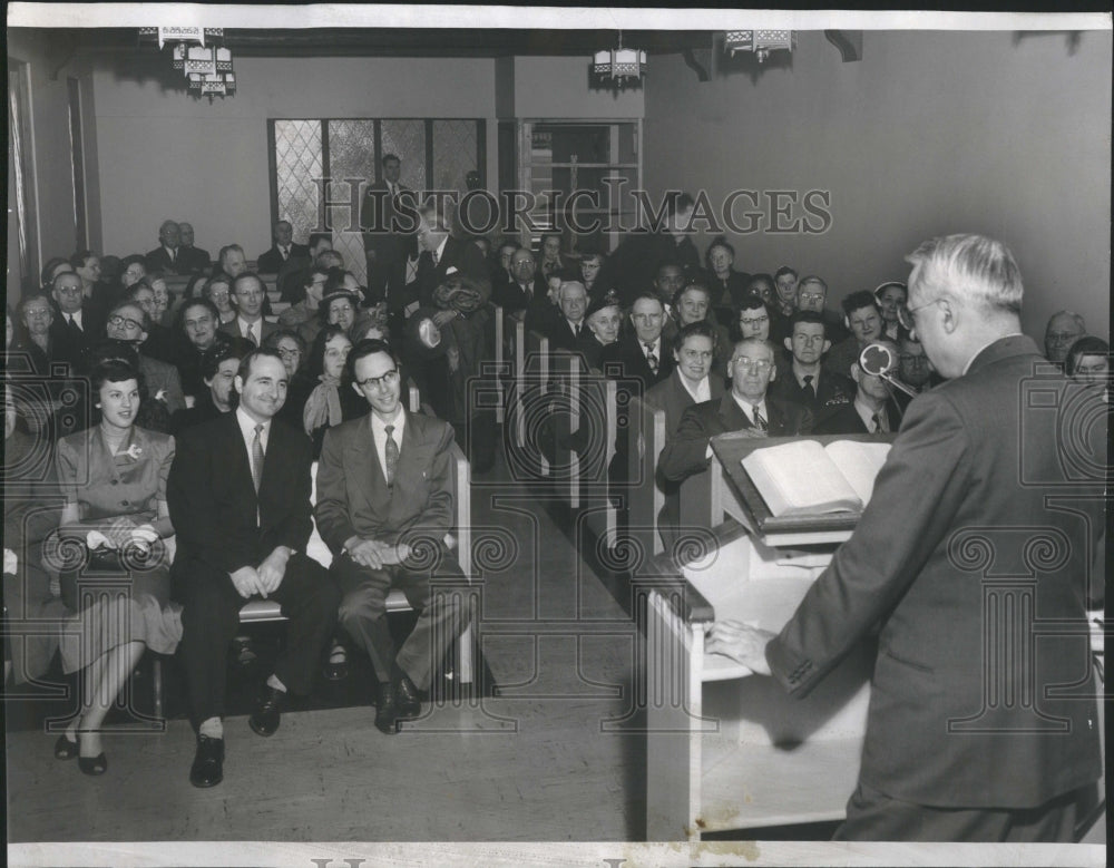 1955 Press Photo Vietnam Center