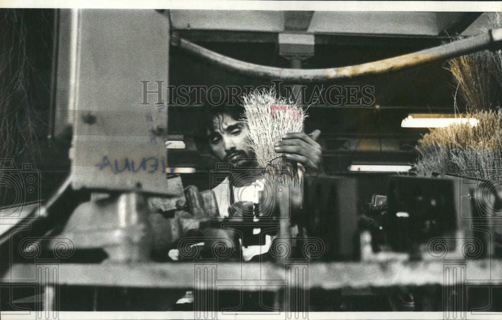 1982 Press Photo Prison Work Furniture Building Pyramid