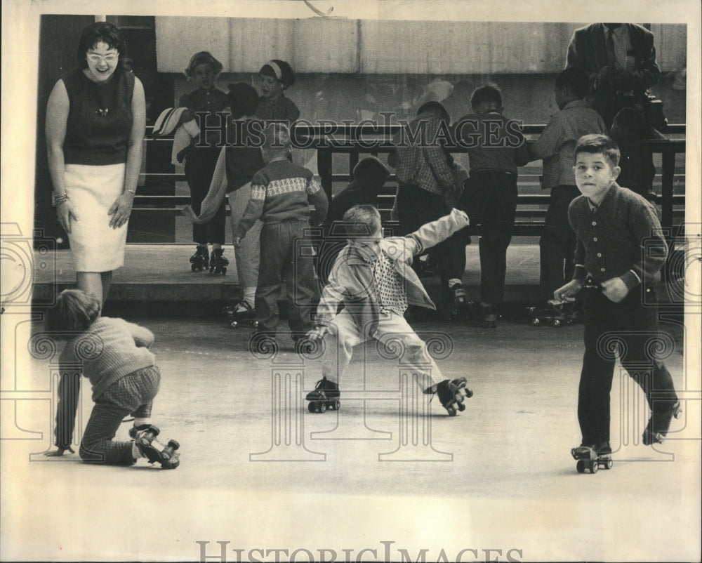 1964 Press Photo Angel Guardian Orphanage Skate