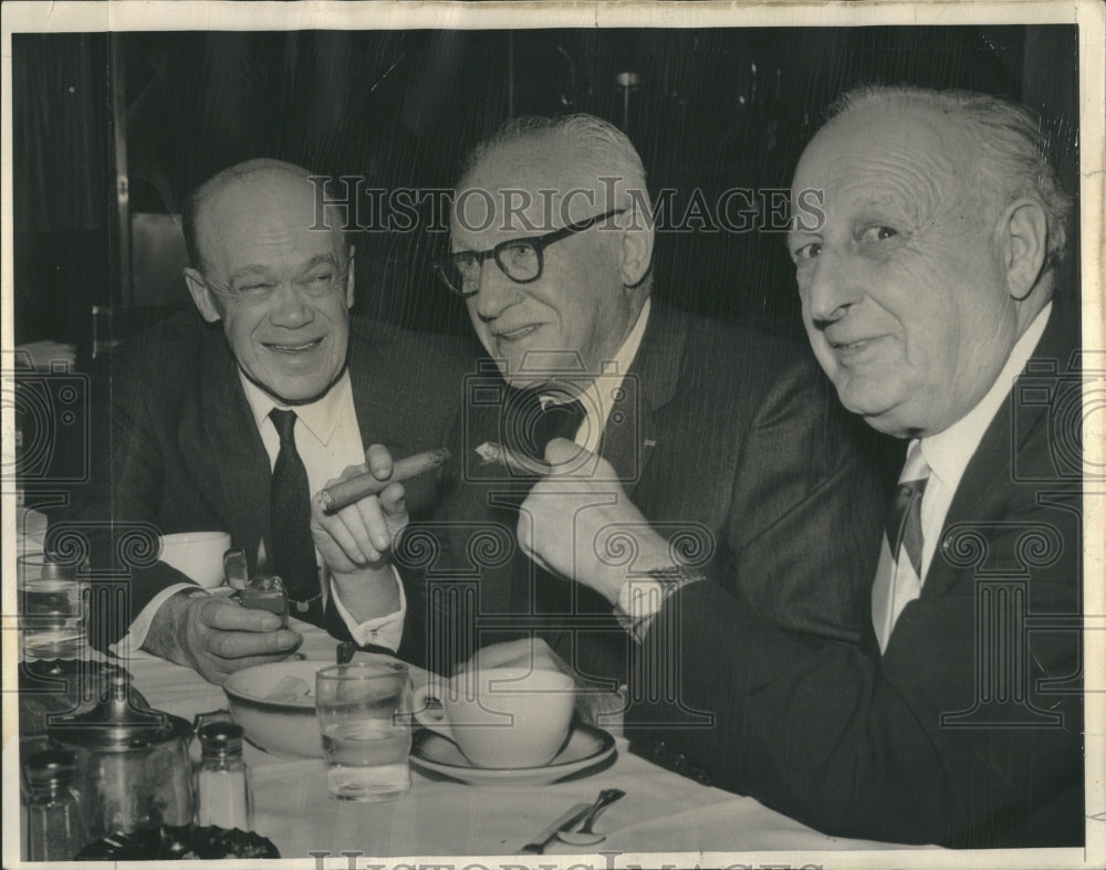 1966 Press Photo Alexander Reunion Surviors Toffenett