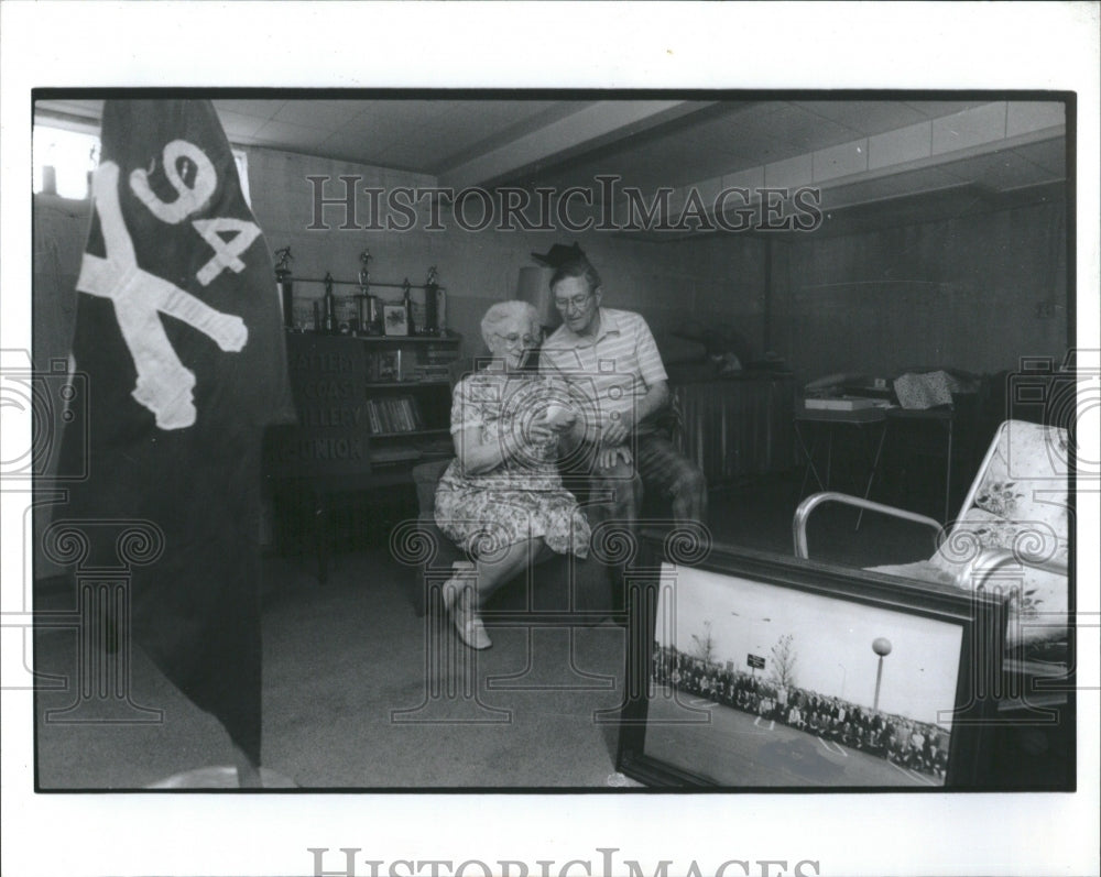 1991 Ralph Martin Battery - Historic Images