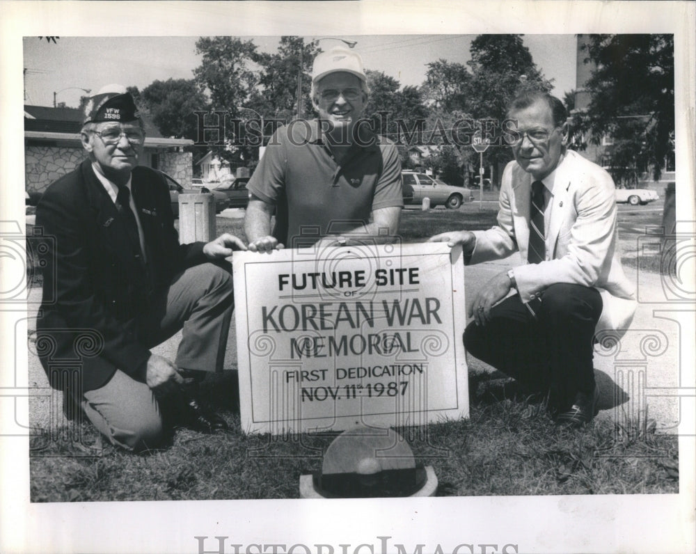 1988 Press Photo Korean War Veterans Kennedy Park Jones