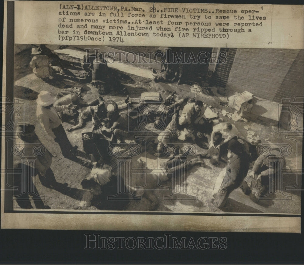 1974 Press Photo RescuesOperation