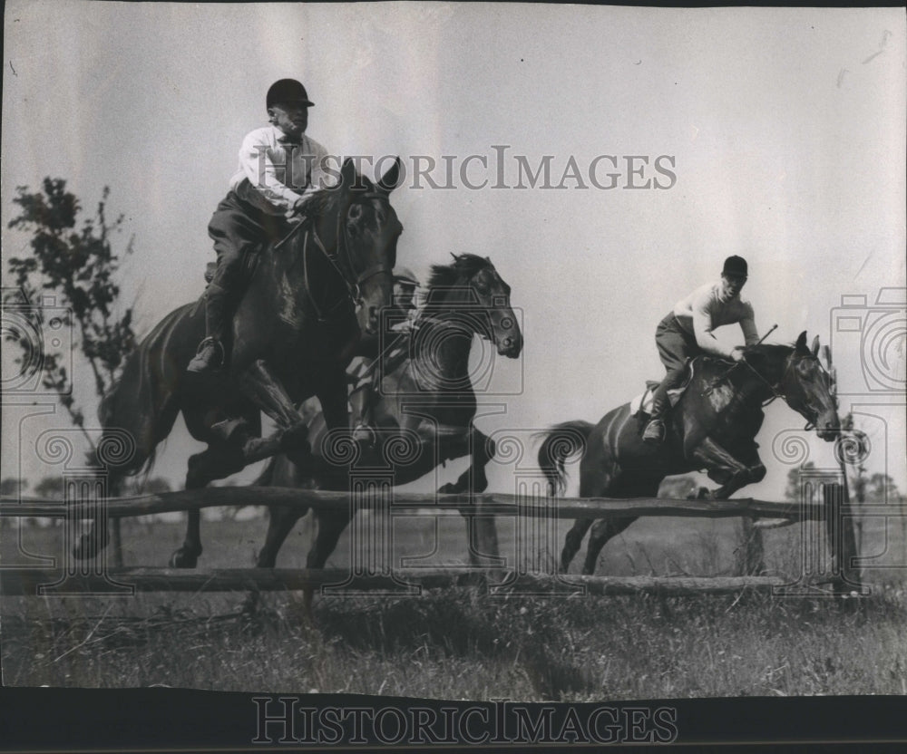 Press Photo Arthur Payne Bill-Hinsdale-GeoVanHagen-Some