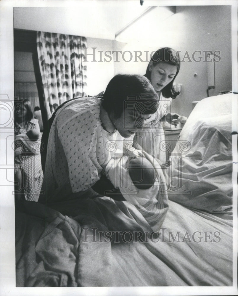 1975 Press Photo Linda Ciastro James Picies Michnel Ray