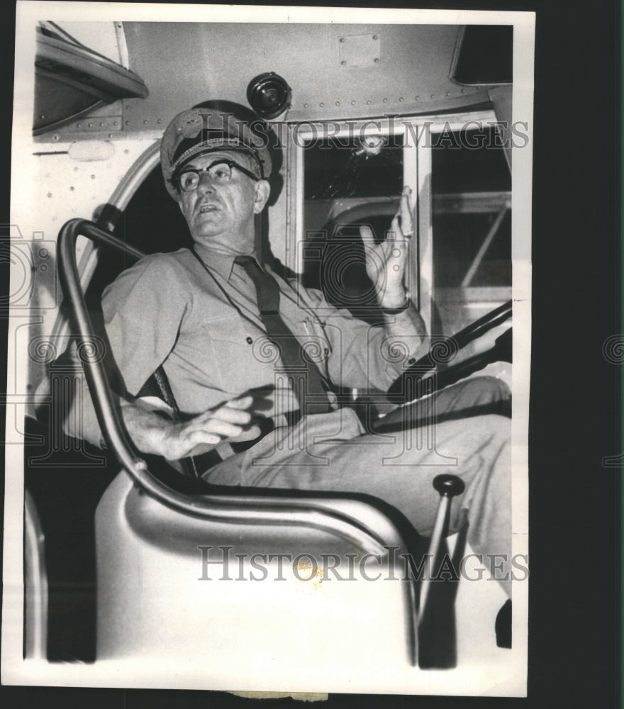 1971 Press Photo Greyhound Bus Hijacked