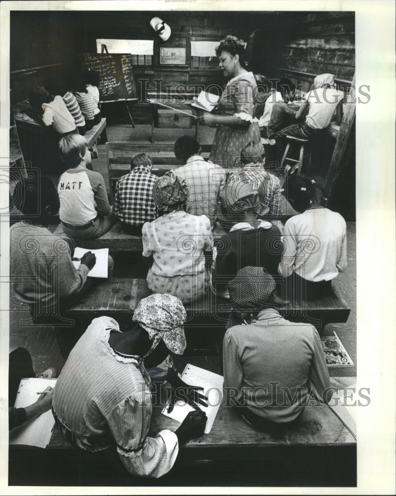 1983 Press Photo Kelly Nicholas Melanie Loria States