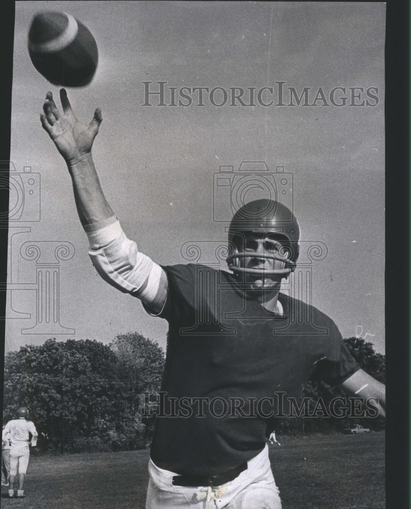 1967 Press Photo Prep Football Gary Lange Maine South