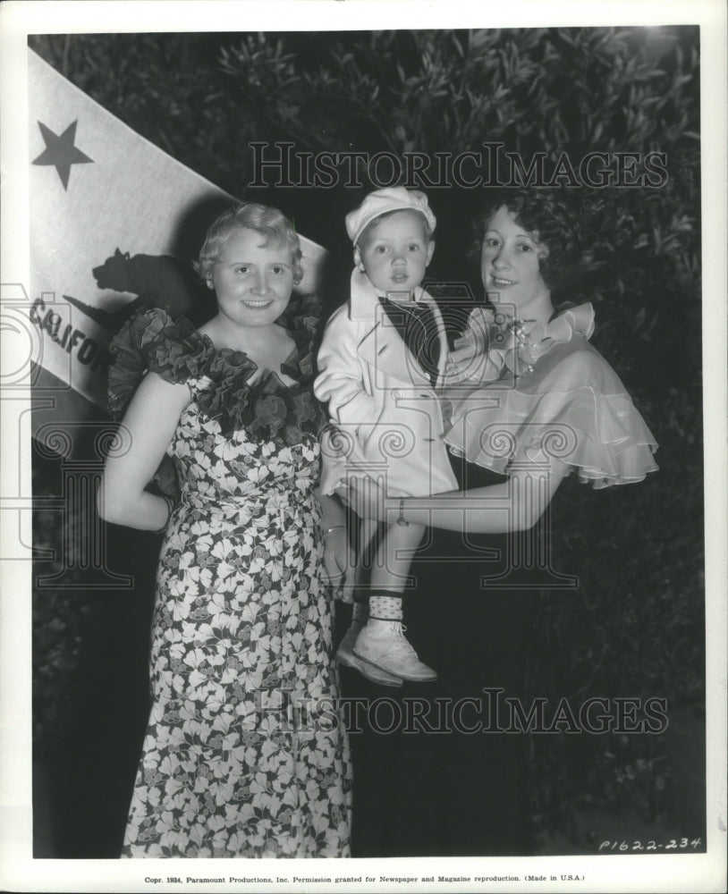 1934 Press Photo Baby Leroy guest of honor in charity