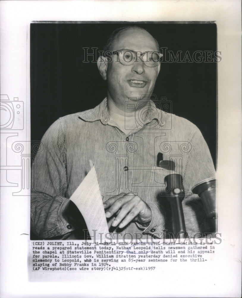 1957 Press Photo Nathan Leopold Illinois Gov William