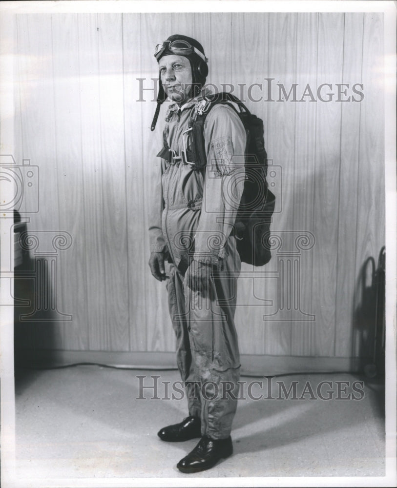 1964 Press Photo United Airlines Pilot