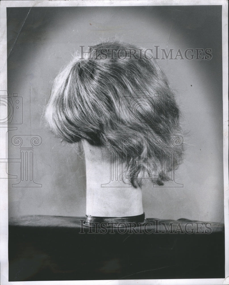 1986 Press Photo Wigs Horsehair Human Wool English 1675