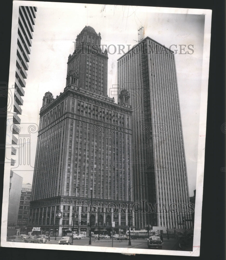 1961 Press Photo Pure Oil Building Picture Wacker