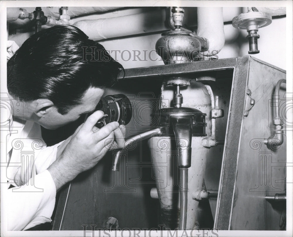 1957 Press Photo Embryonic Fluid Centrifuge Lederal Lab