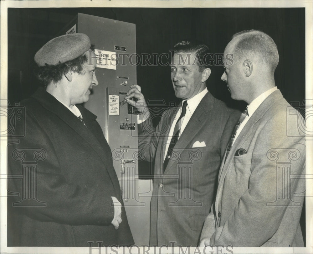 1958 Press Photo Judge Cook Country Curtis Steele