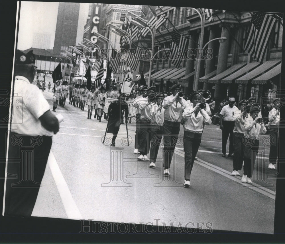 1971 Press Photo VFW St Parade Veterans Foreign Wars