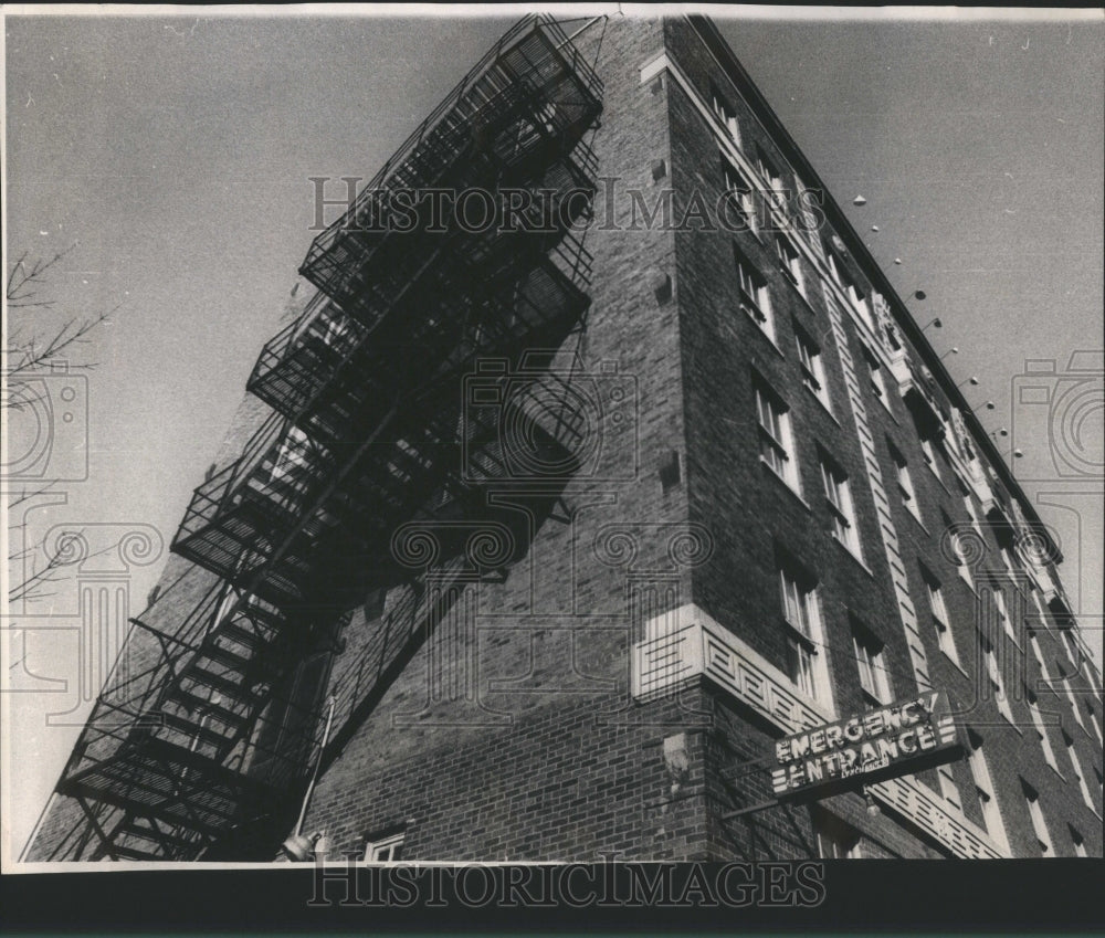 1972 Press Photo Hospital Care Longer Term Stay Health